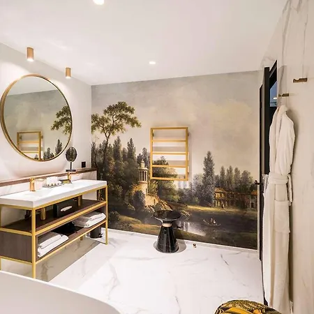 Aigle Noir Fontainebleau - Mgallery Collection Hotel *