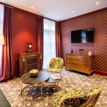Aigle Noir Fontainebleau - Mgallery Collection Hotel *