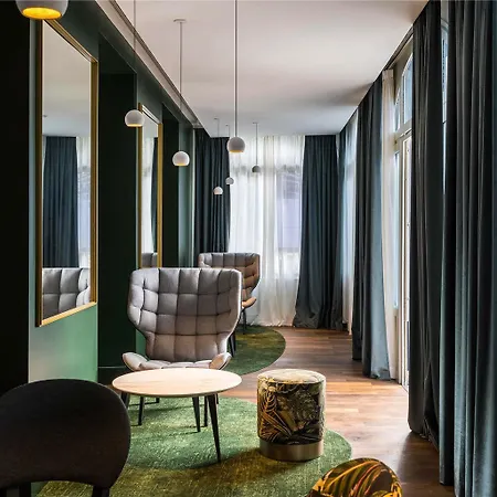 Aigle Noir - Mgallery Collection 枫丹白露